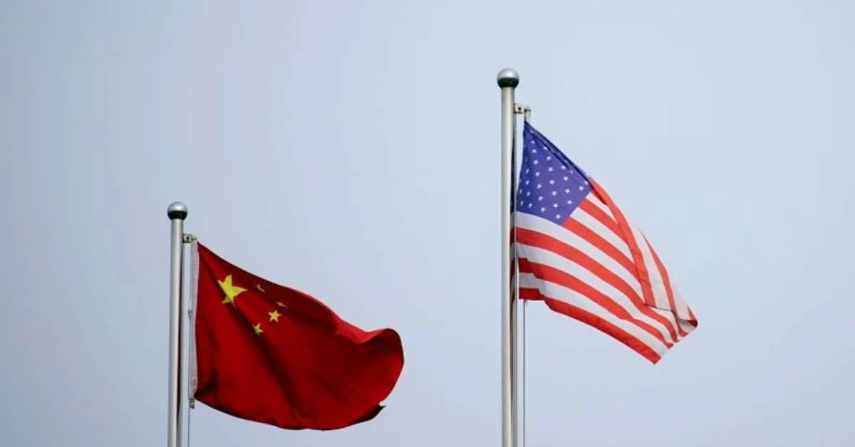 China critica nova travessia de navio de guerra dos EUA pelo Estreito de Taiwan