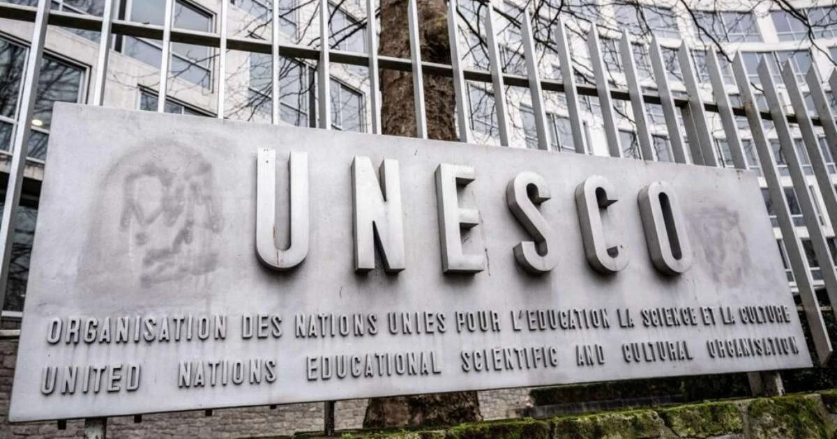 Unesco inaugura museu virtual com objetos roubados para denunciar tráfico cultural global
