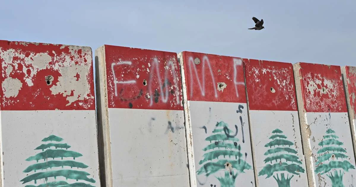 Israel e Líbano fecham acordo para implementar cessar-fogo