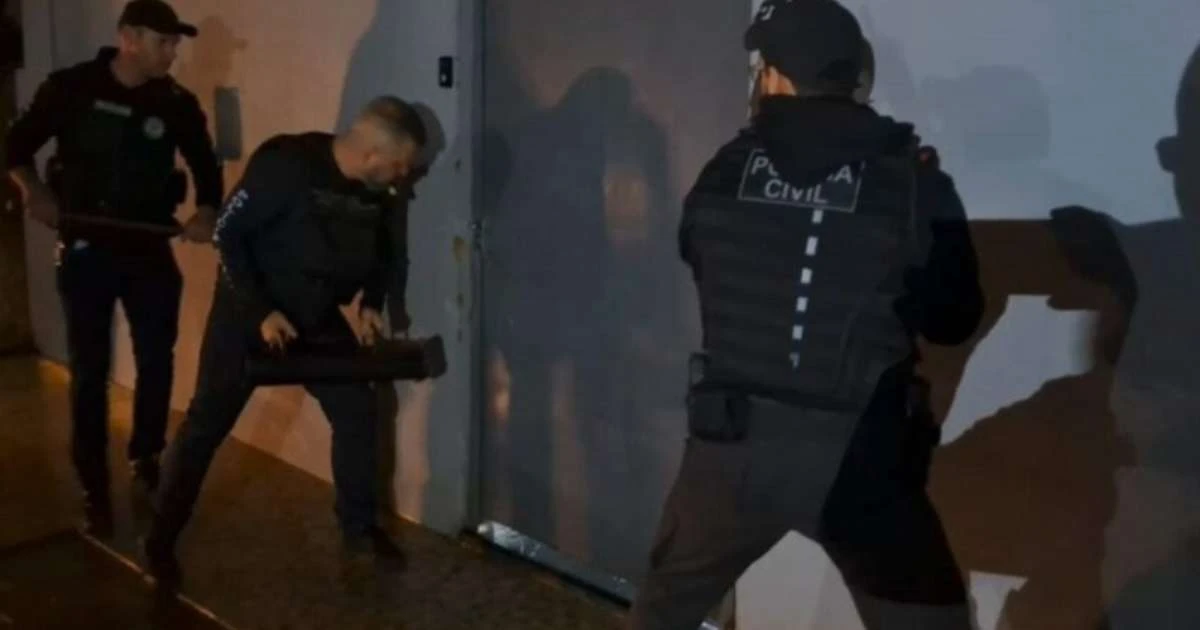 Cativeiro, extorsão e ameaças: Polícia desvenda esquema violento na Grande Porto Alegre
