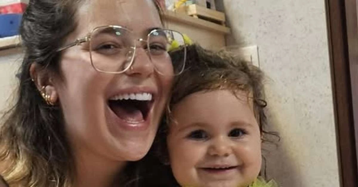 Viih Tube exibe registro fofo da filha, Lua, pronta para aula de ballet