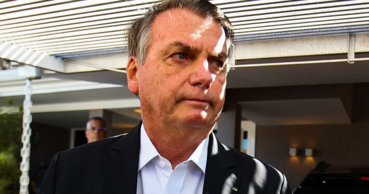 Bolsonaro diz que 'por enquanto, é candidato', elogia Tarcísio, mas afirma ter mais experiência