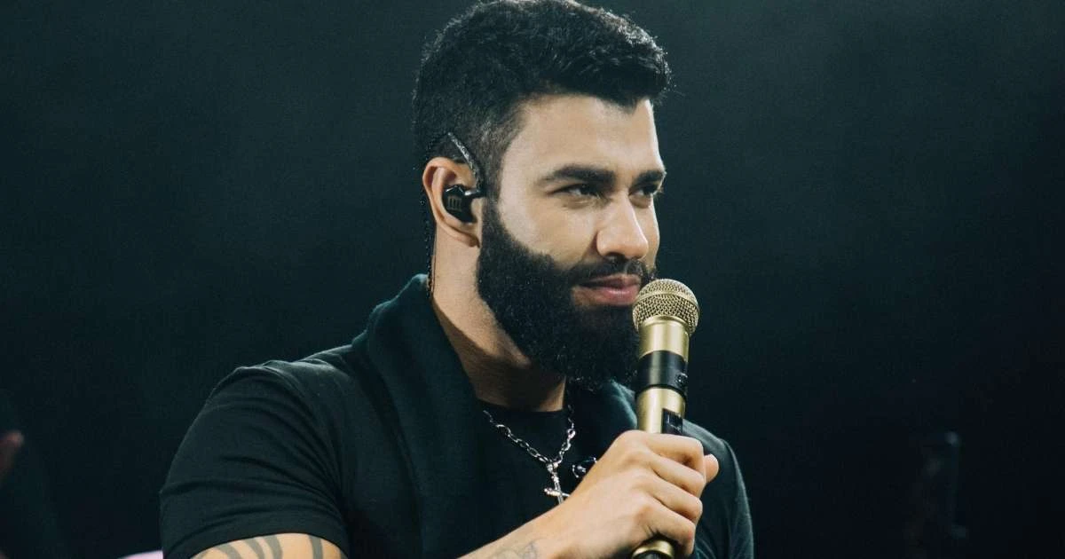 Gusttavo Lima se emociona com homenagem de mãe ao filho falecido
