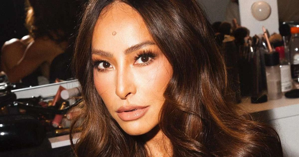 Não pode? Sabrina Sato reage ao ser criticada após foto com filha; veja o motivo