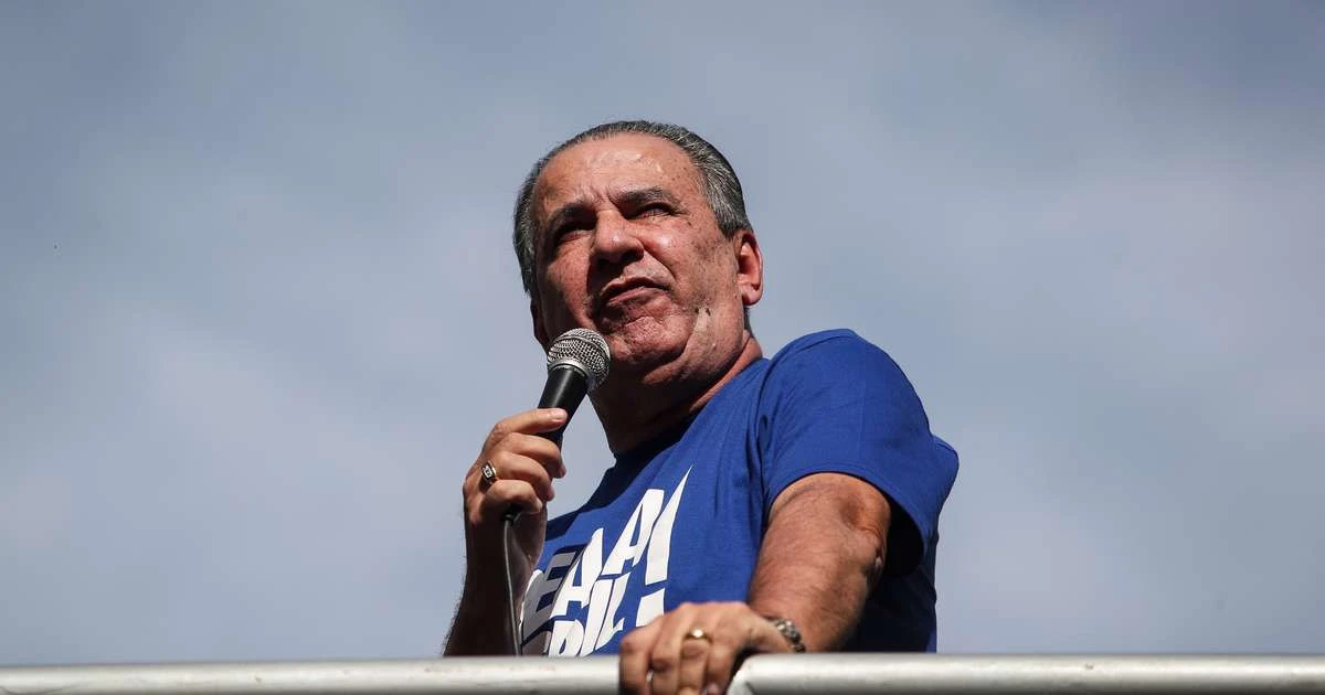 'Babaca inexperiente': Silas Malafaia xinga Eduardo Bolsonaro em conversas com o ex-presidente