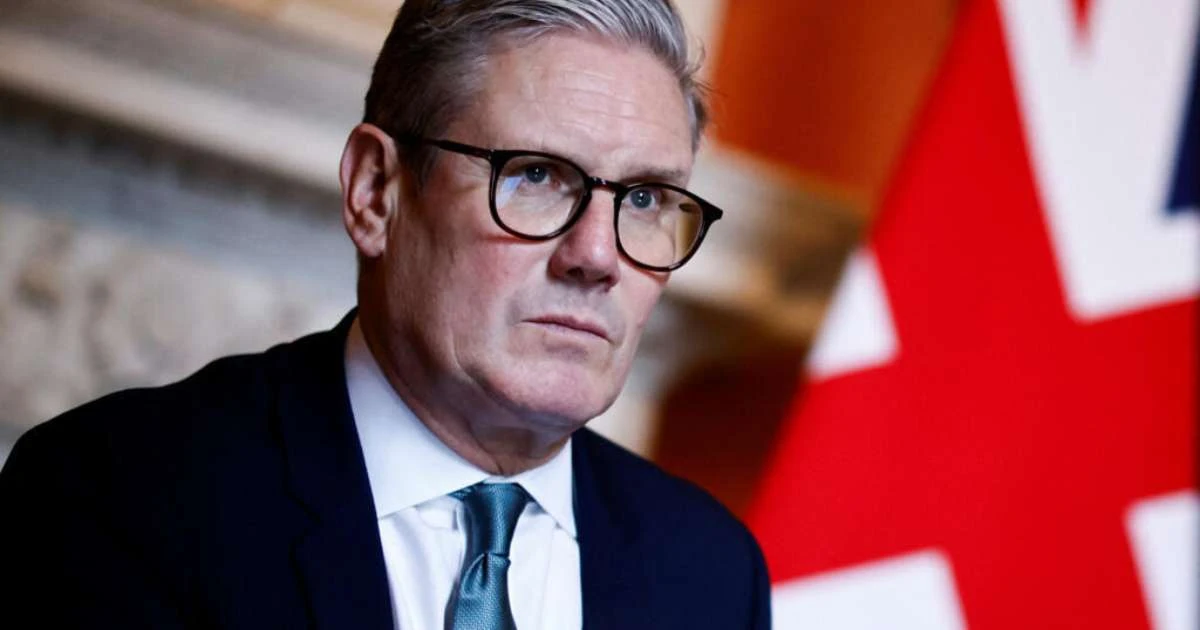 Relatório parlamentar acusa governo britânico de 'desperdiçar' bilhões em hotéis para migrantes