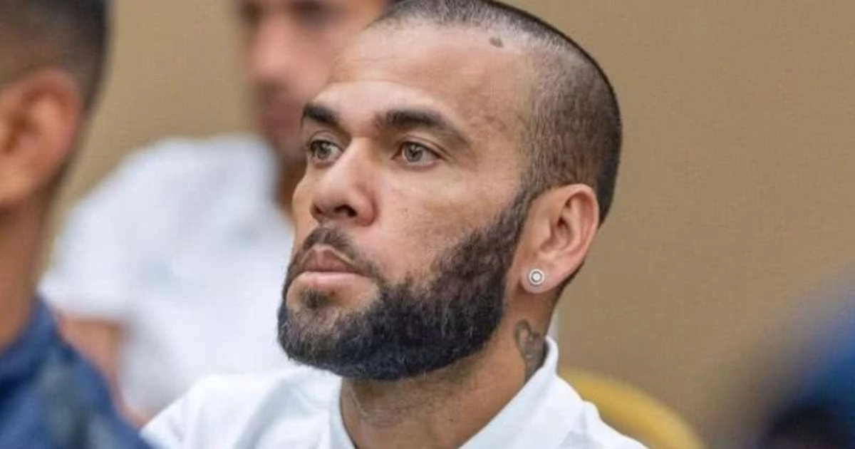 Reviravolta! Após absolvição, Daniel Alves será julgado novamente na Espanha; entenda