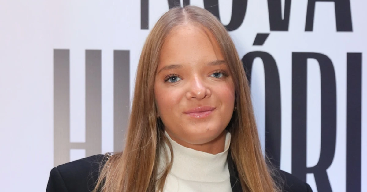 Após sofrer ataques pela aparência, Rafaella Justus esbanja elegância em look casual chic. Fotos!