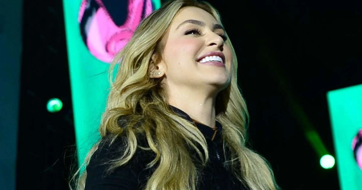Quem é Duda Bertelli, que cantou com Zé Felipe em Barretos-2025? Amiga de Ana Castela, sertaneja também ganhou apelido por conta de música
