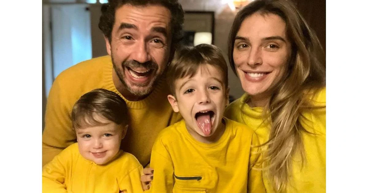 Apresentadora do 'Power Couple', Rafa Brites admite arrependimento de expor maternidade: 'Eu não tenho o direito de...'
