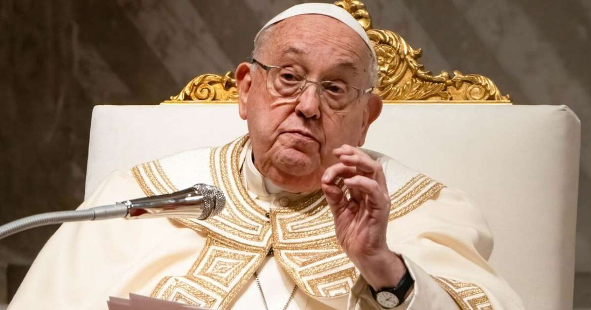 O que é infecção polimicrobiana? Doença que fez Papa Francisco ser internado aos 88 anos sem previsão de alta é 'mais complexa', diz médico