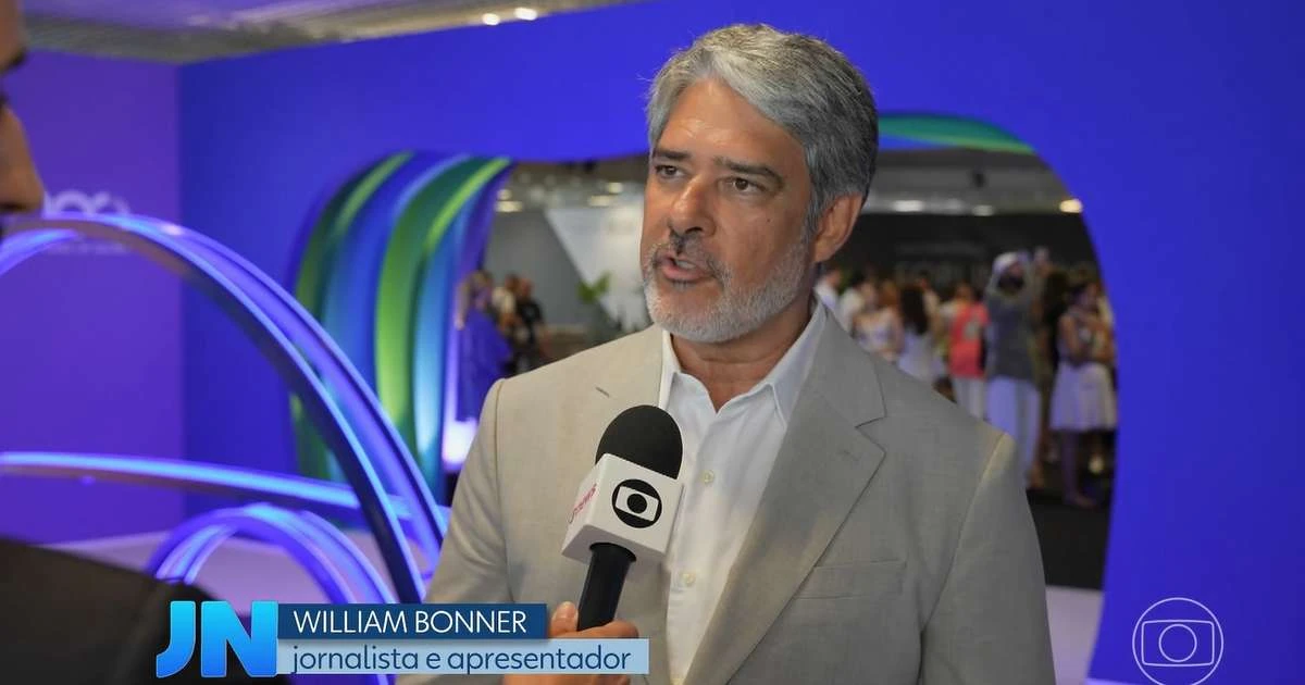 Sumido do 'JN', Bonner aparece em Cannes para representar a Globo em grande evento