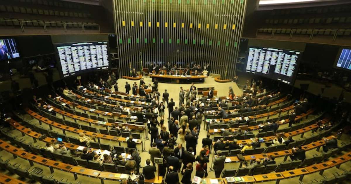 Presença na quarta-feira e pauta de votação na semana anterior: o que muda na Câmara com Hugo Motta