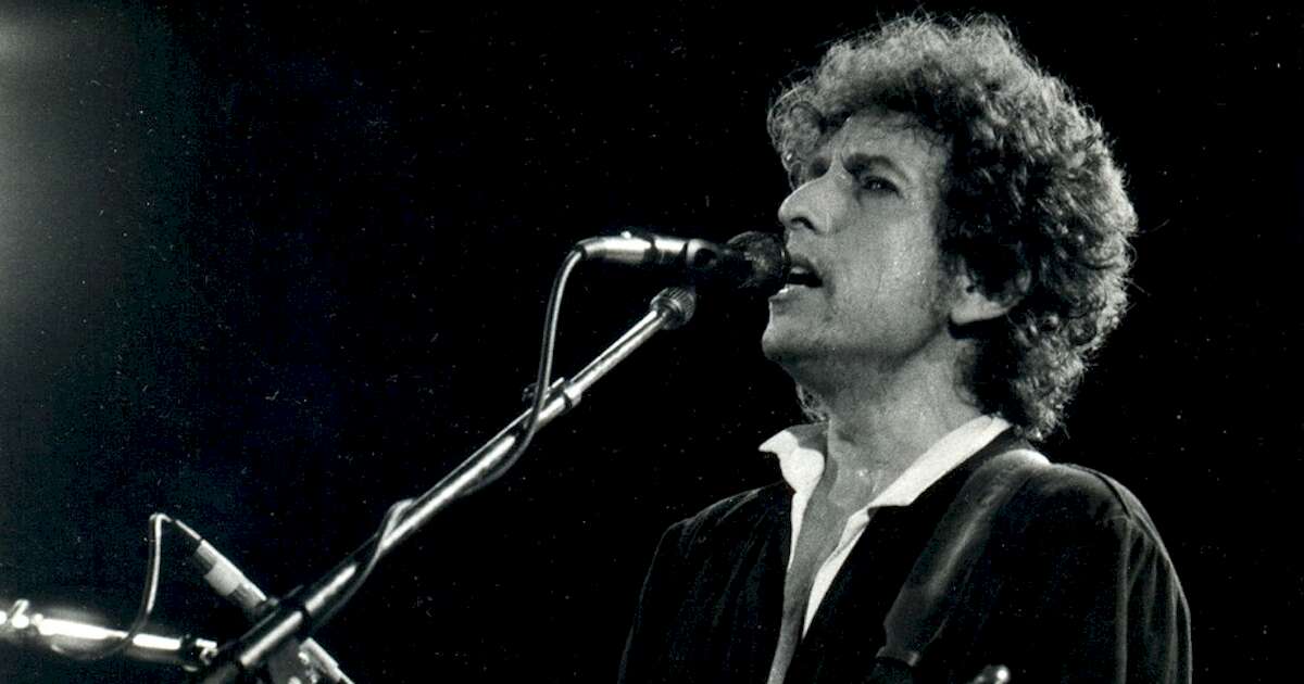 Bob Dylan: letra do clássico 'Mr. Tambourine' é leiloada nos EUA