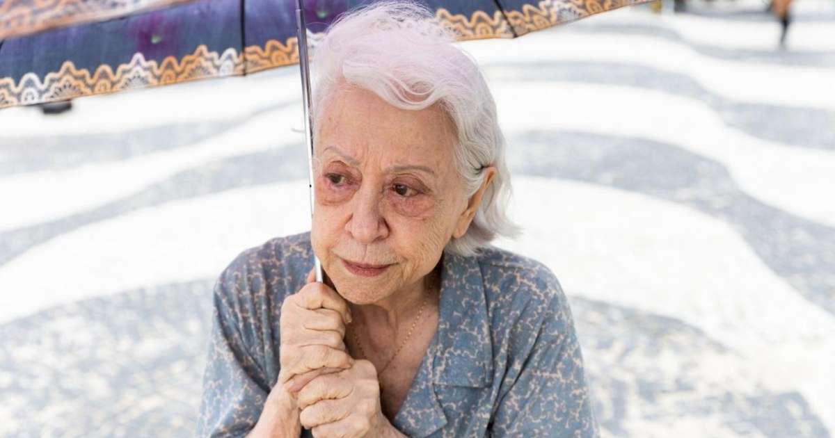 Fernanda Montenegro sugere despedida do cinema em pré-estreia de Vitória: 'Noite especial'