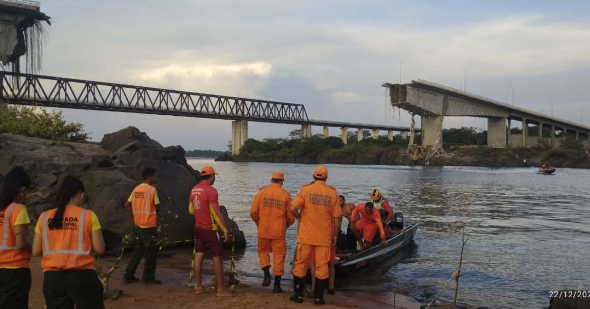 Ibama constata vazamento de ácido sulfúrico no rio Tocantins após queda de ponte