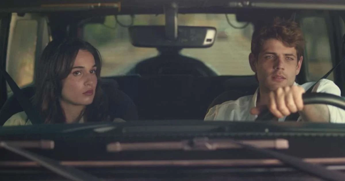 Má Influência vai ter continuação? Descubra o futuro do thriller de romance na Netflix