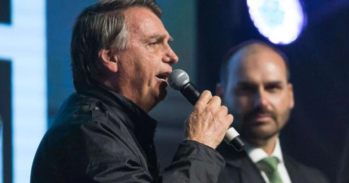 Asilo na Argentina, conversas com Malafaia e advogado de empresa de Trump: os argumentos da PF para indiciar Jair e Eduardo Bolsonaro