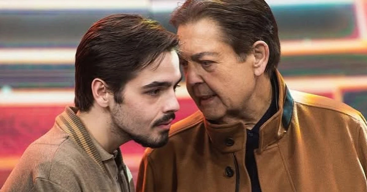 João Silva relata inspiração em Faustão e comenta saúde do pai: 'Já já está em casa'