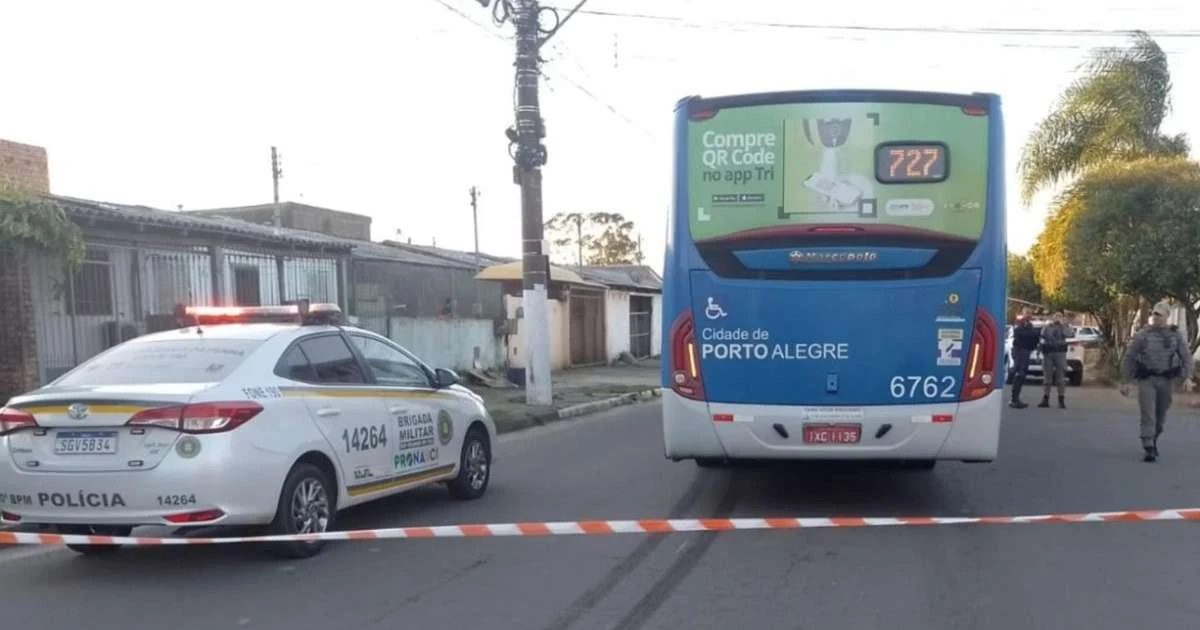 Ciclista morre atropelado por ônibus em Porto Alegre