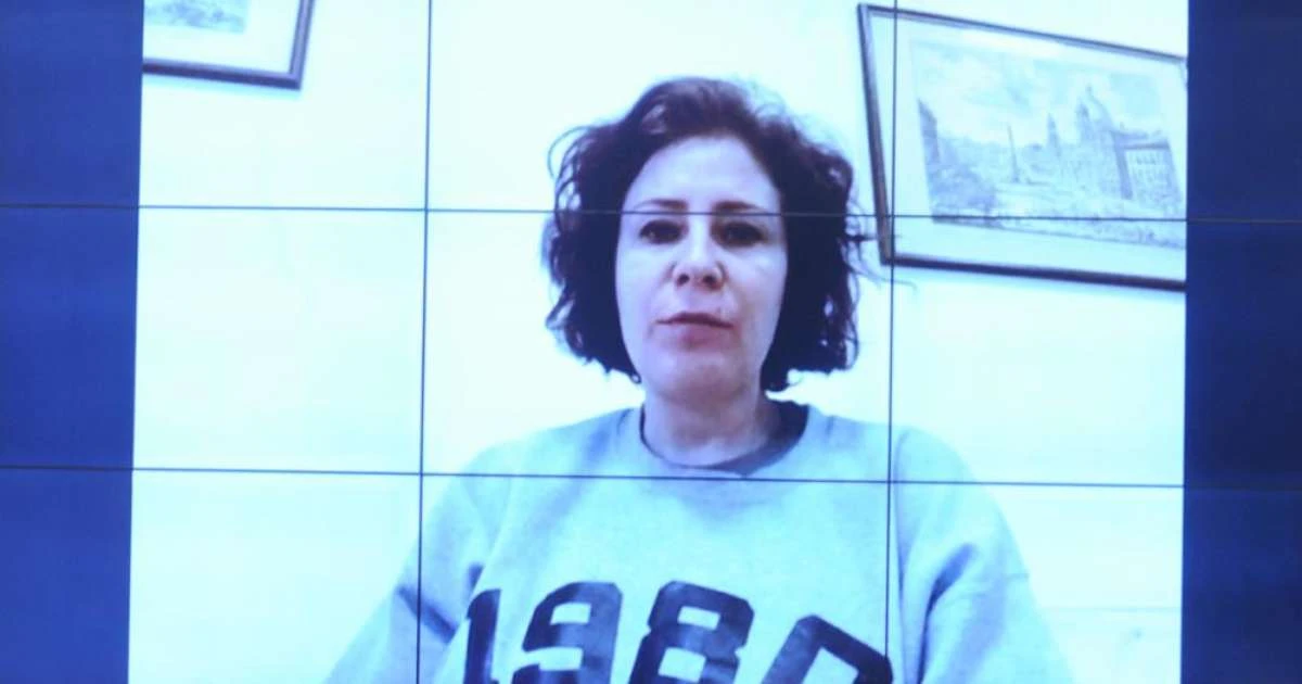 Justiça manda Zambelli indenizar Vera Magalhães por ataques nas redes