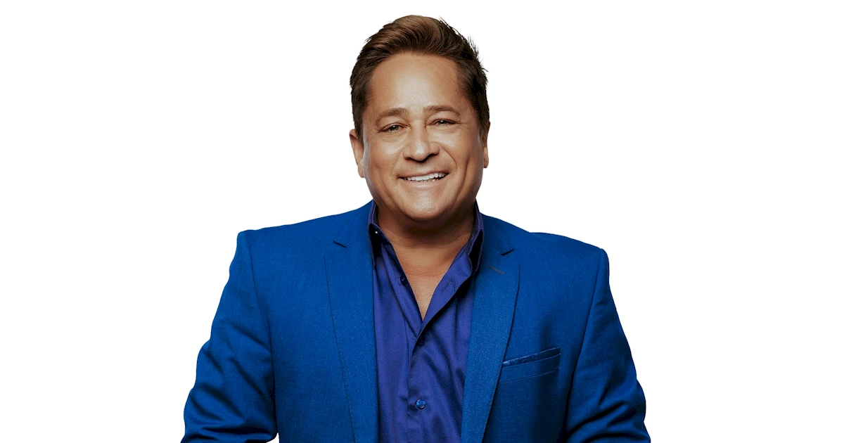 Leonardo celebra quatro décadas de carreira com novo show 'Uma História Sem Fim'