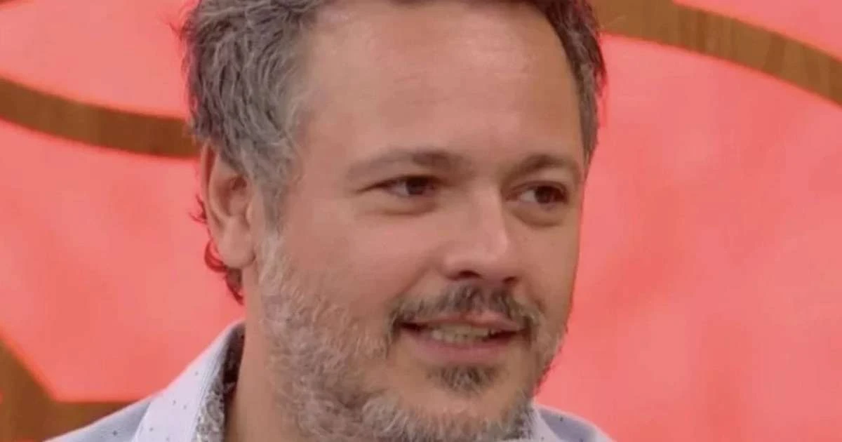 1 mês após morte da mãe, Danton Mello desabafa sobre novela da Globo