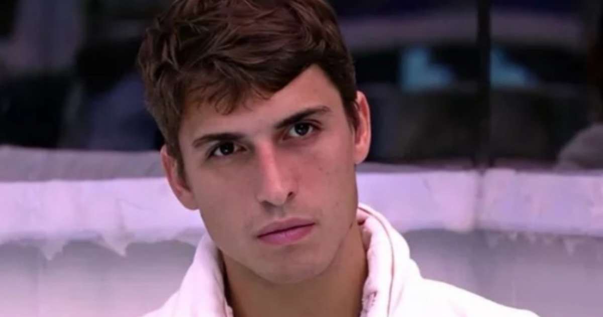 Felipe Prior insinua que Manu Gavassi teve vantagem no 'BBB': 'Ficou sabendo'