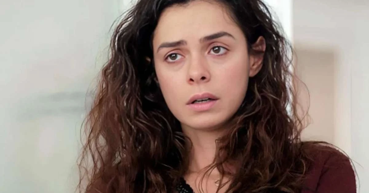 Protagonista de 'Força da Mulher' casou grávida com ator famoso