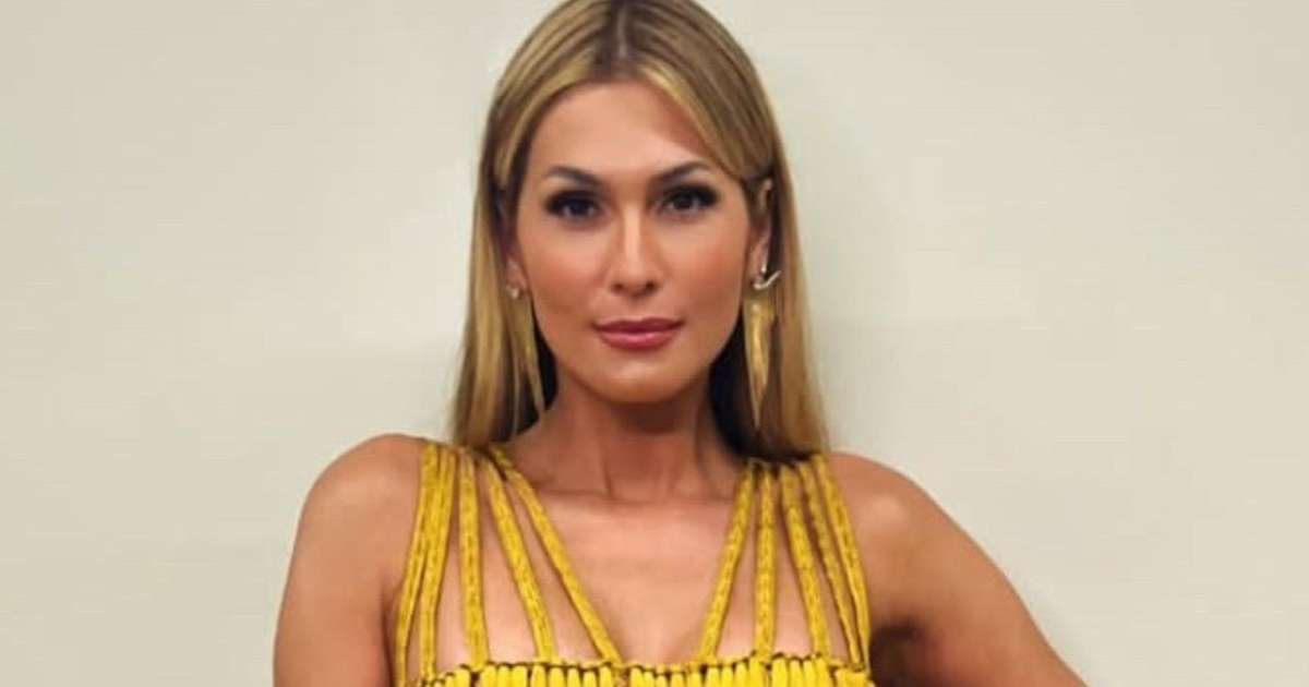 Magérrima! Lívia Andrade curte férias no México; confira fotos