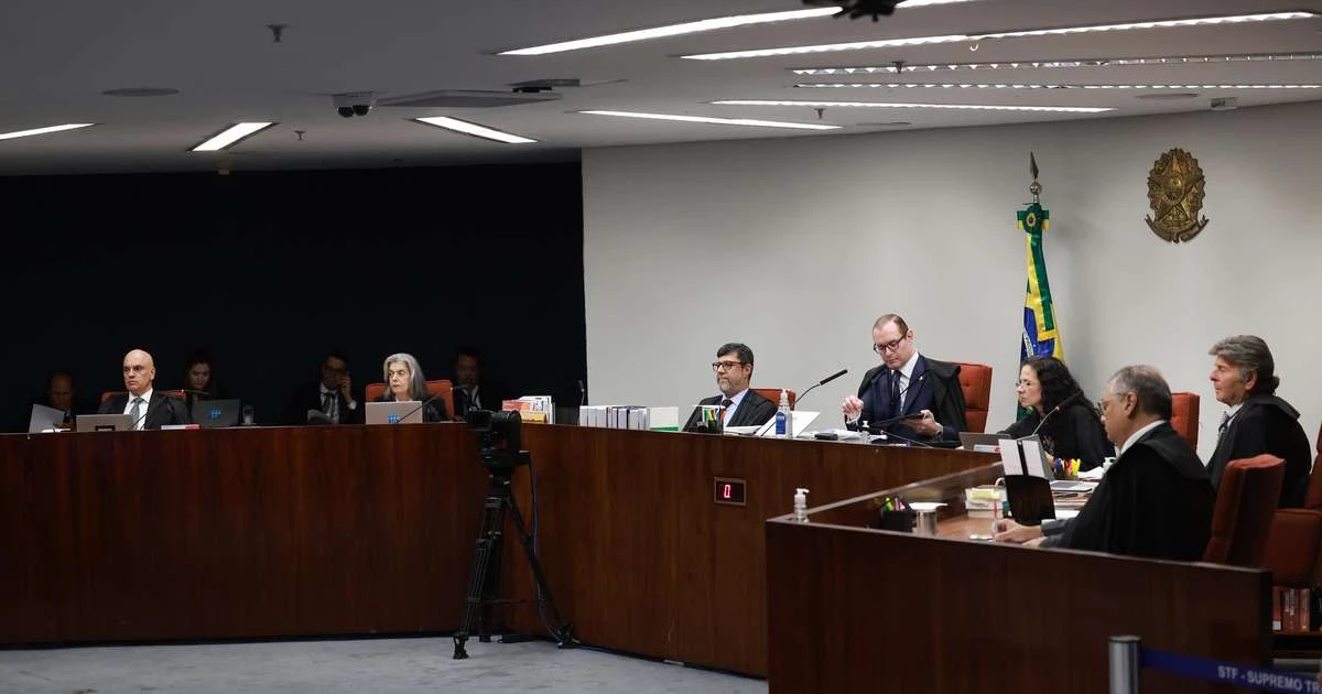 Primeiro dia de julgamento tem ausência de réus, bate-boca e firmeza da Corte