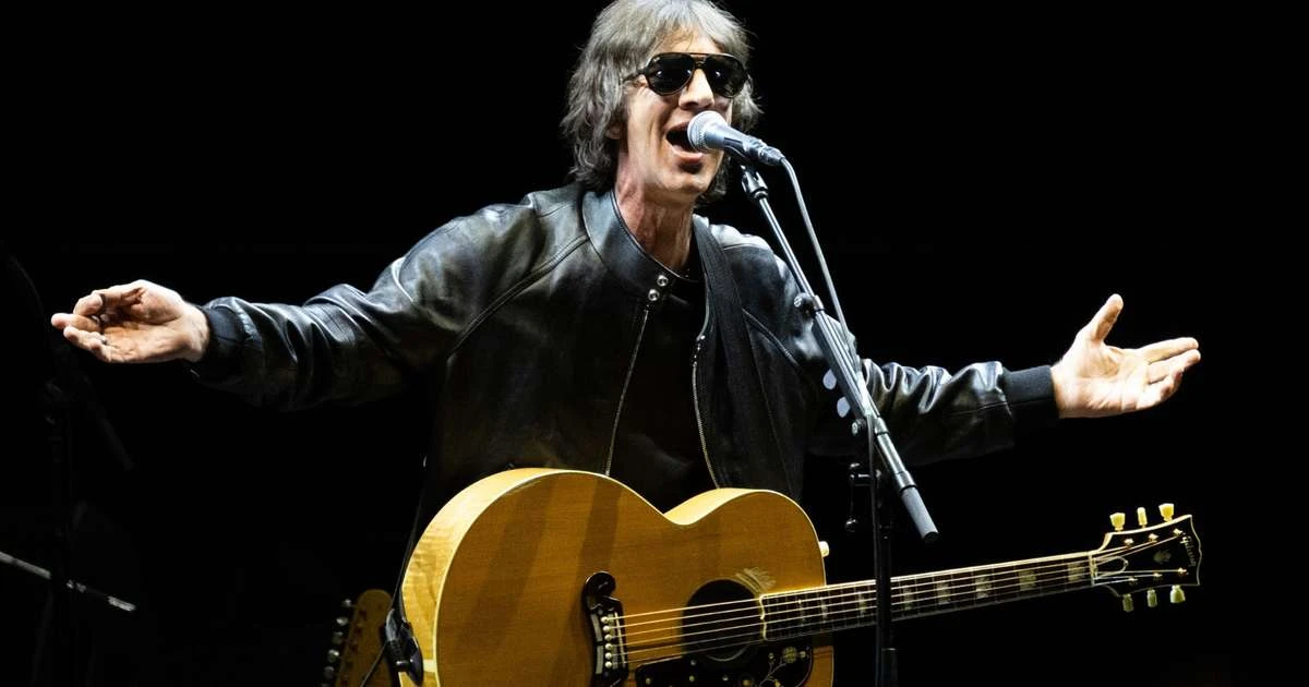 Richard Ashcroft reage a viral de fã que 'shazamou' seu maior hit