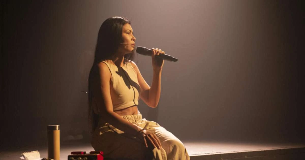 'Azira'i' emociona Avignon com ancestralidade, canto e resistência indígena do Brasil
