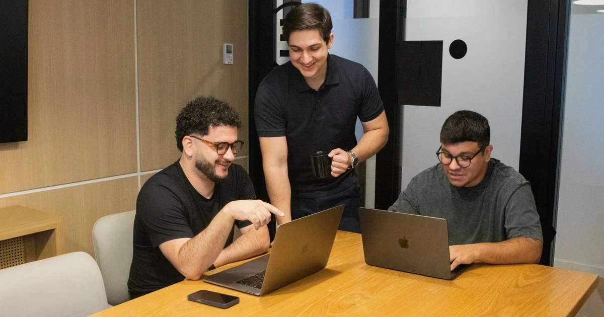 Comércio via WhatsApp com IA impulsiona PMEs brasileiras