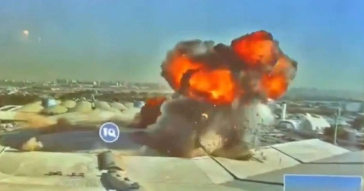 Vídeo mostra momento em que drone explode após atingir aeroporto no Kuwait