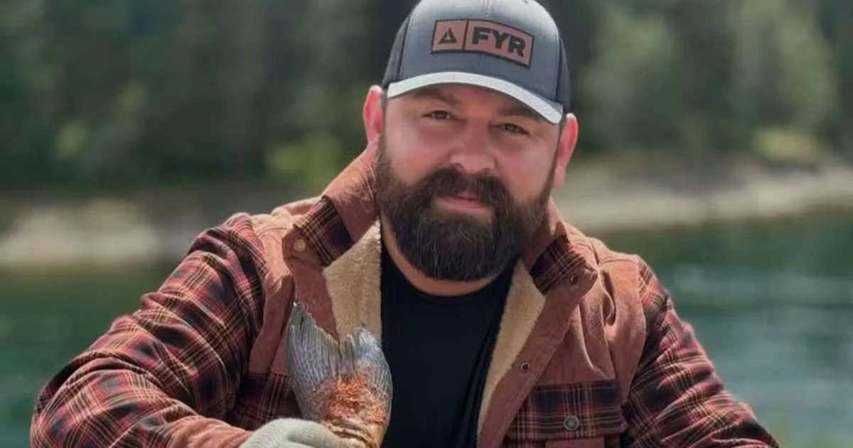 Influenciador de culinária morre em 'terrível acidente' dias após aniversário de casamento