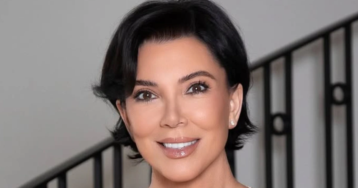 Após debutar novo rosto aos 69 anos, Kris Jenner revela valor gasto em procedimento: 'Isso é envelhecer com elegância'