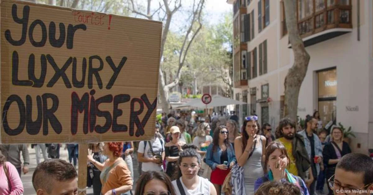 Maiorca abre temporada com protestos contra turistas