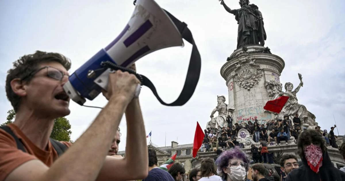 Relatório de ONG denuncia restrições ao direito de manifestação e às liberdades civis na França