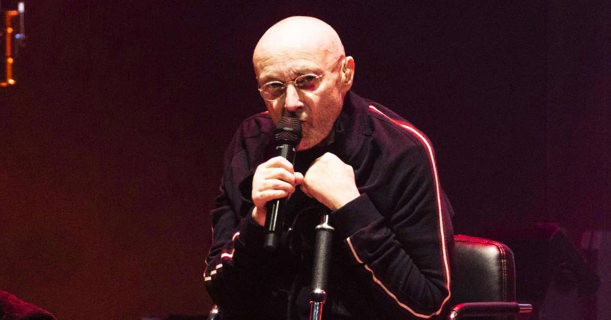 Com saúde debilitada, Phil Collins faz aparição rara ao lado do filho jogador de futebol; veja