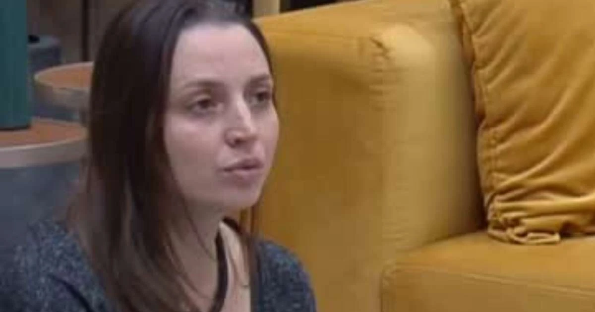 'Power Couple': Excluída? Carol desabafa sobre grupos e público reage