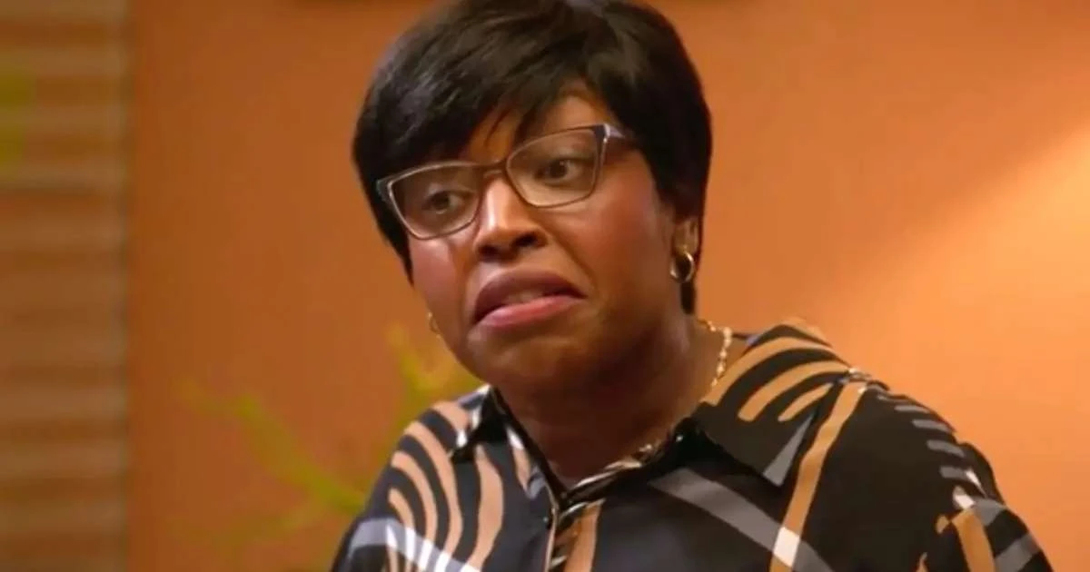 Consuelo recebe proposta e tem virada impressionante em 'Vale Tudo'