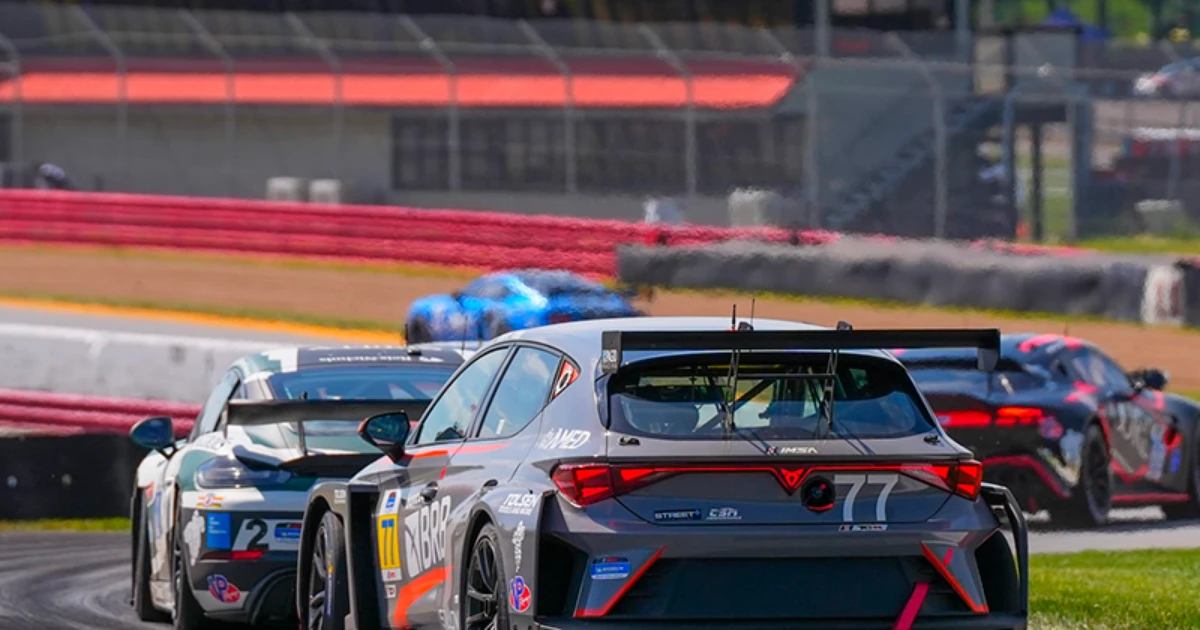 Stallion conquista top 5 na etapa de Mid-Ohio da IMSA