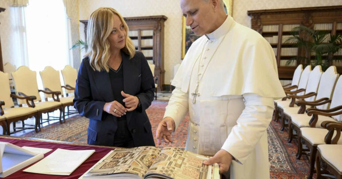 Papa Leão XIV e Meloni discutem paz na Ucrânia e Oriente Médio