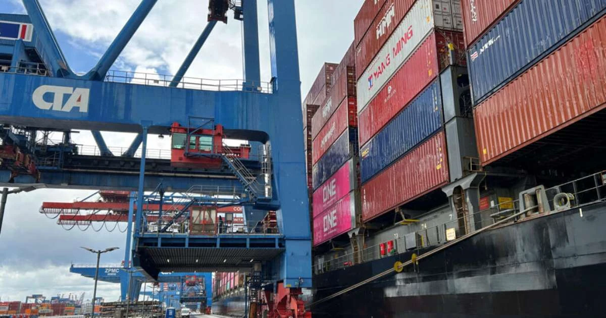 Alemães criticam Merz por não proteger exportações em meio à ofensiva tarifária de Trump