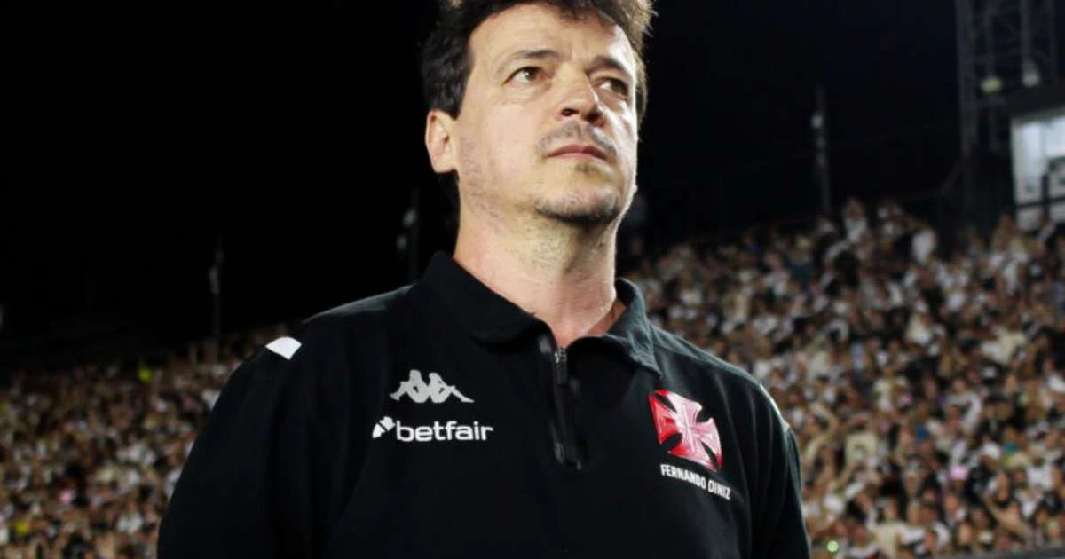 Jornalista sugere punição a Fernando Diniz por decisões no Vasco