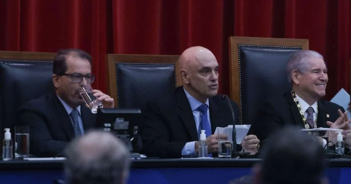 Moraes rechaça pressões, destaca independência do Judiciário e diz que Brasil deu basta ao golpismo
