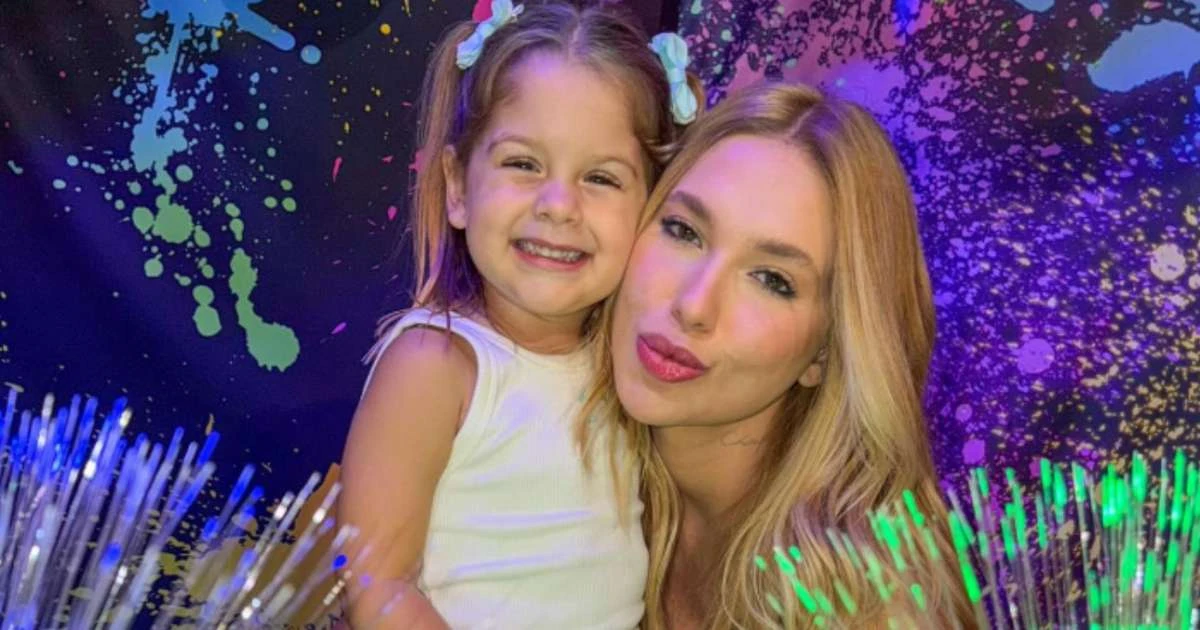 Palácio, palco de carruagem e mais: Saiba tudo sobre a festa de Maria Flor