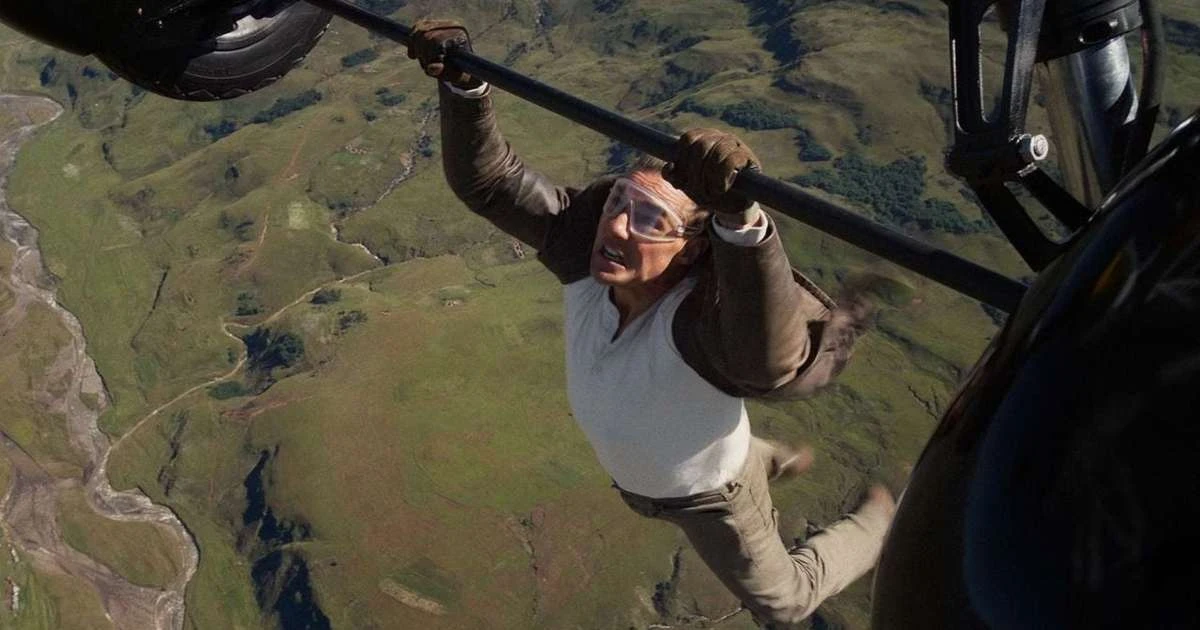 Nada de barriga vazia! Tom Cruise revela como se preparou para realizar uma das acrobacias mais perigosas de sua carreira em Missão Impossível 8