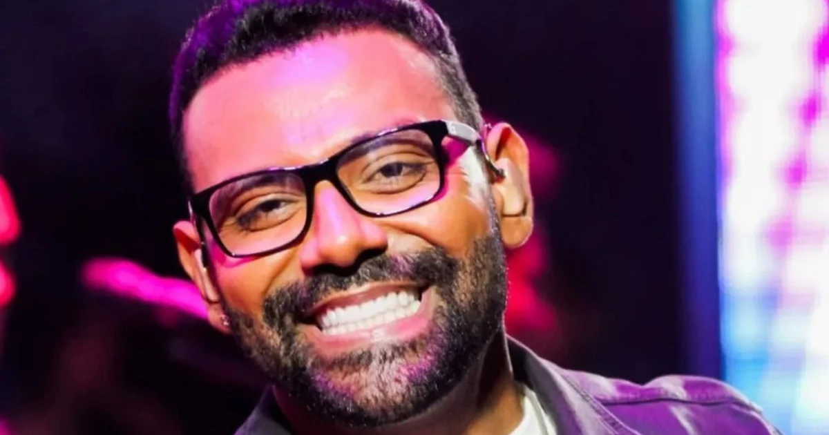 Cantor Pablo é atingido por bebida jogada por fã: 'Não quis atender'